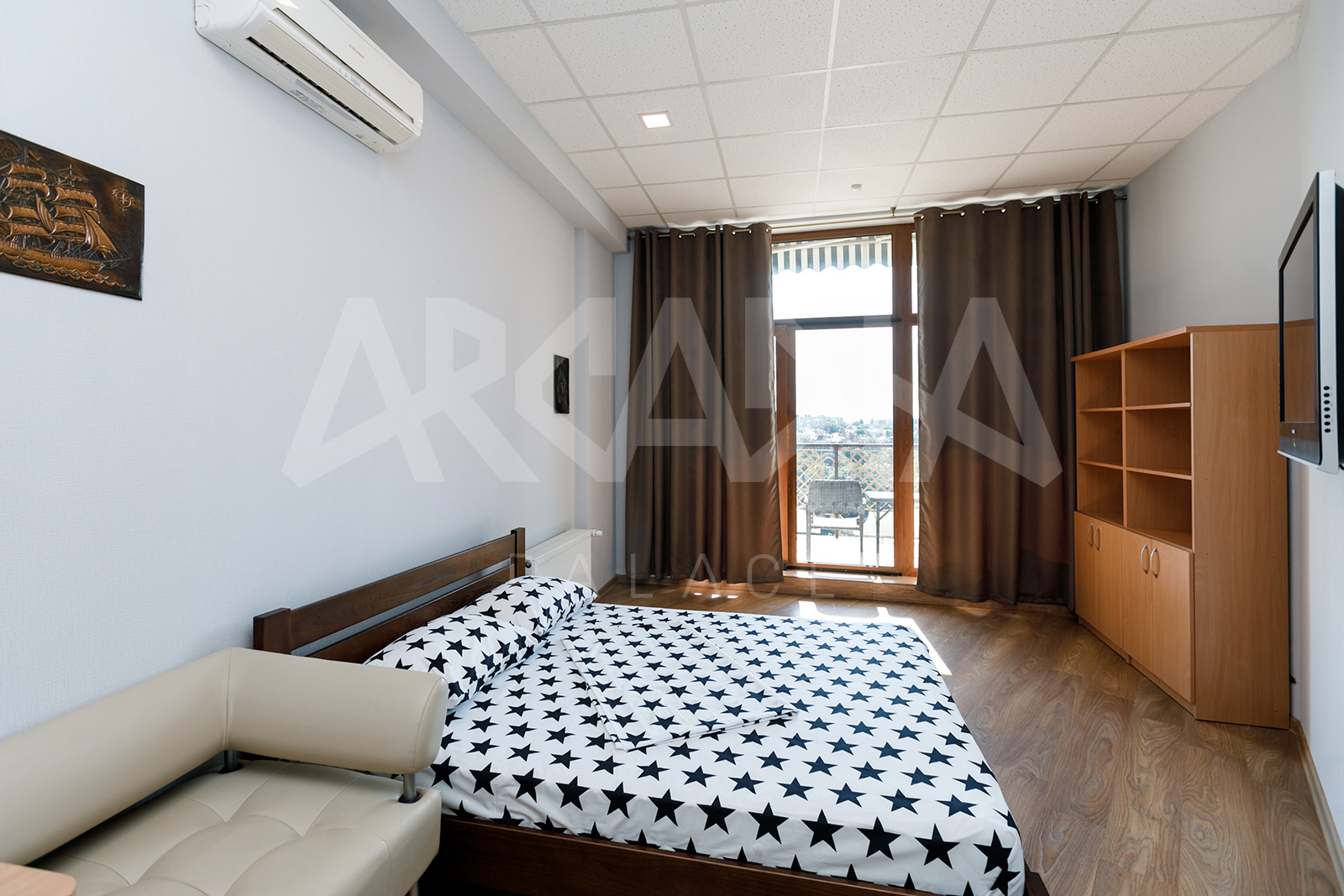 apartment ophion
