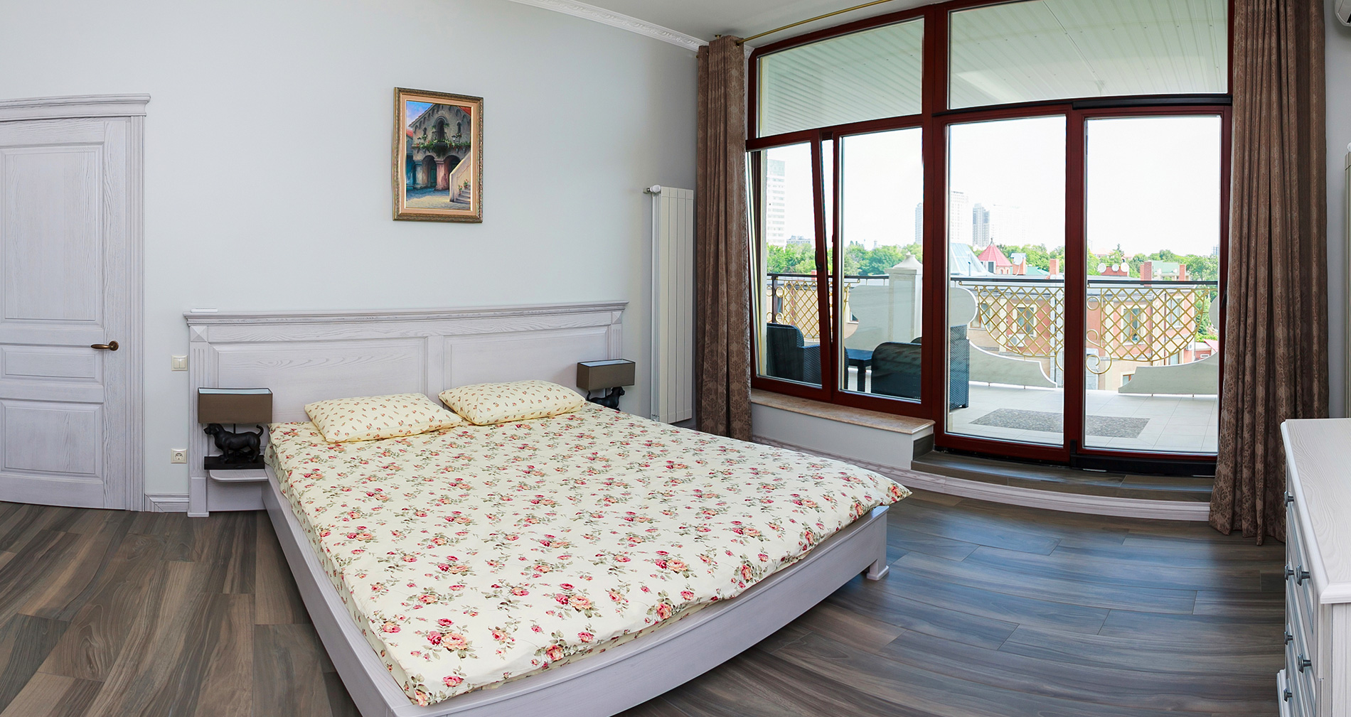 apartment theia