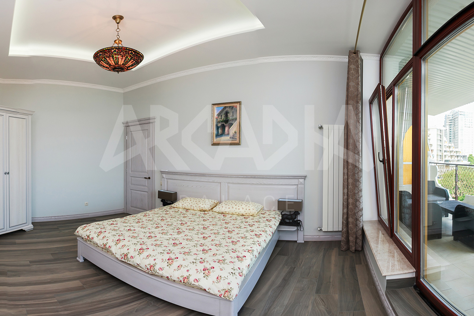 apartment theia