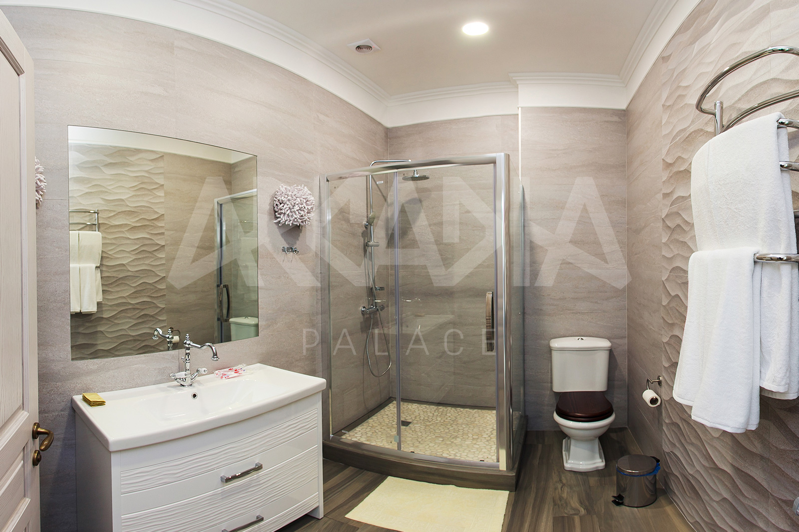 apartment theia