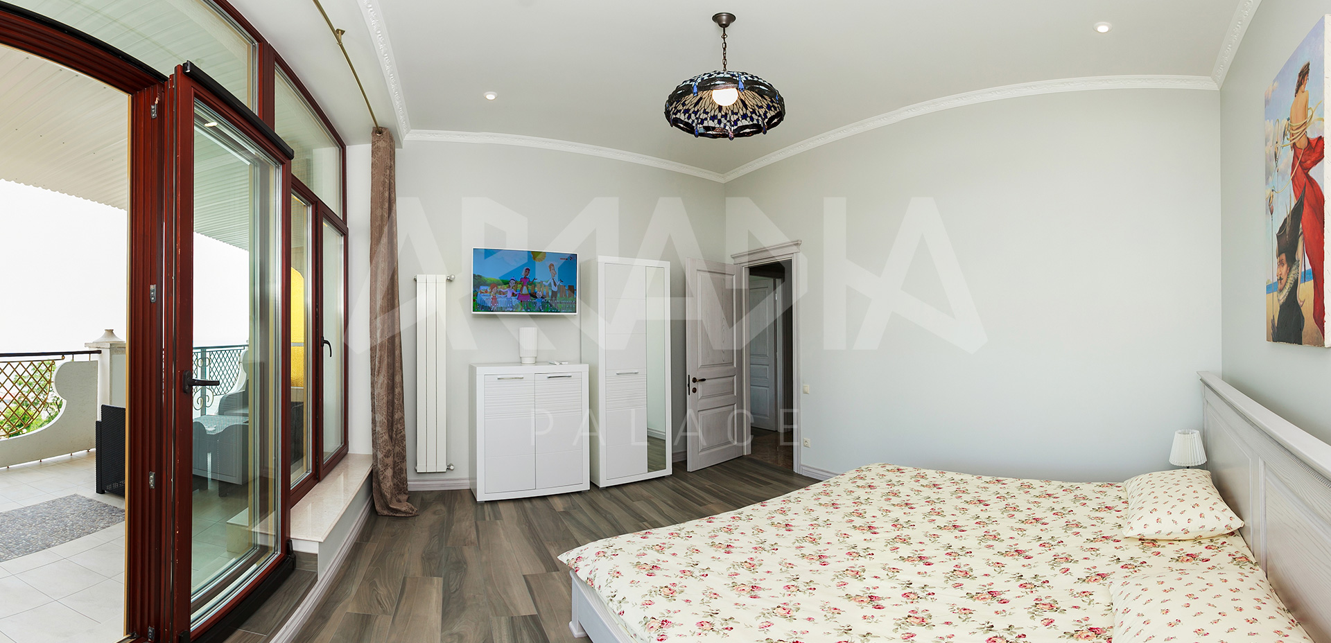 apartment hyperion