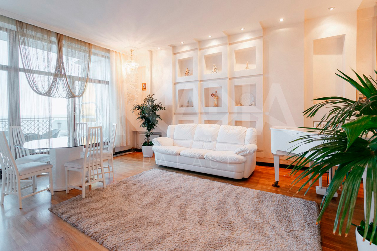 apartment nike