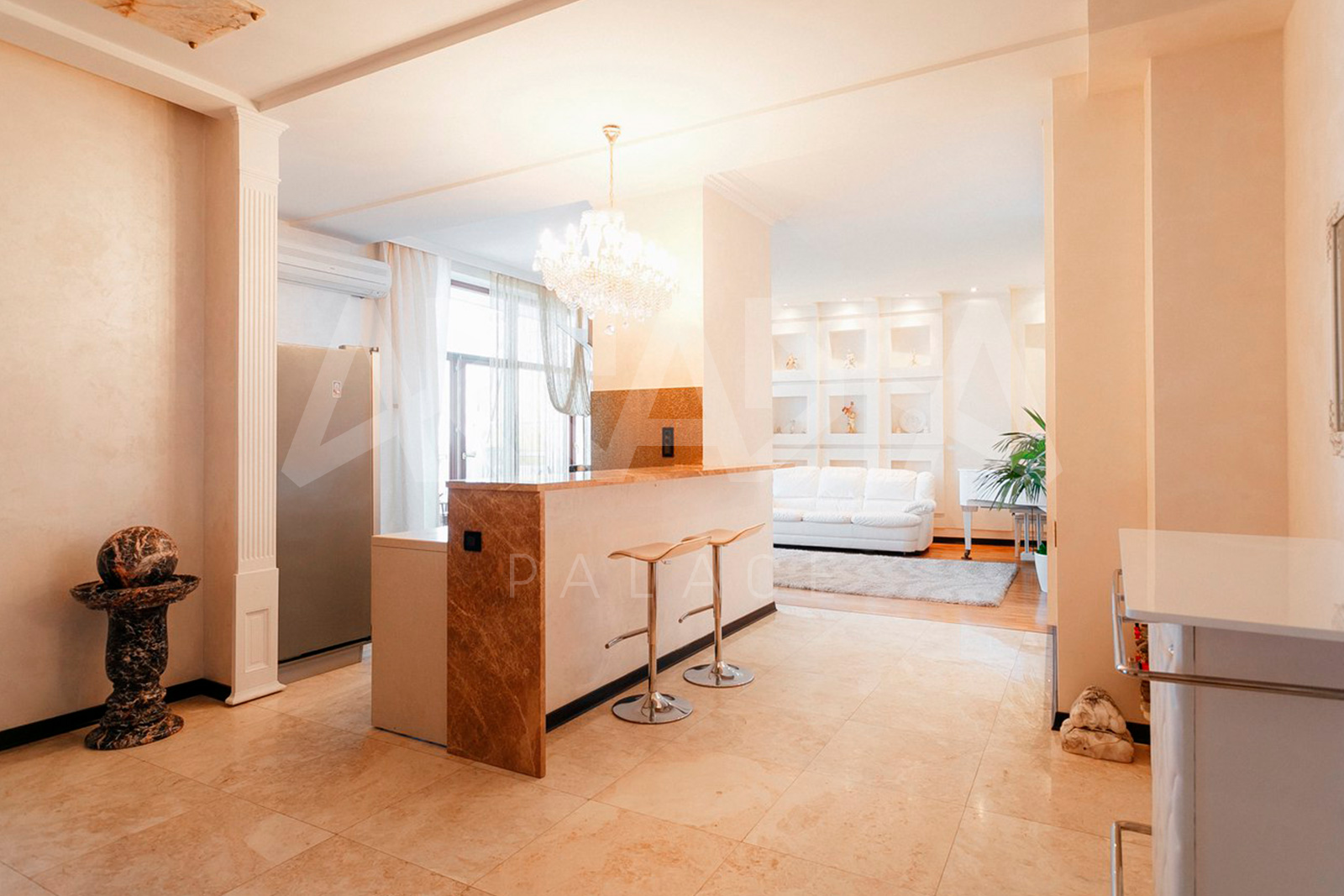 apartment nike
