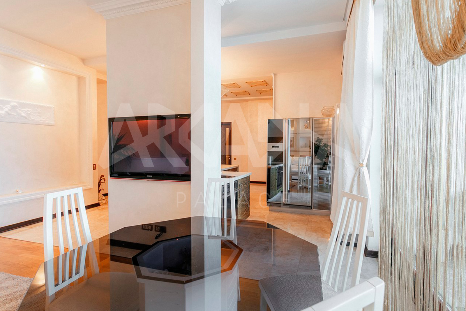 apartment nike