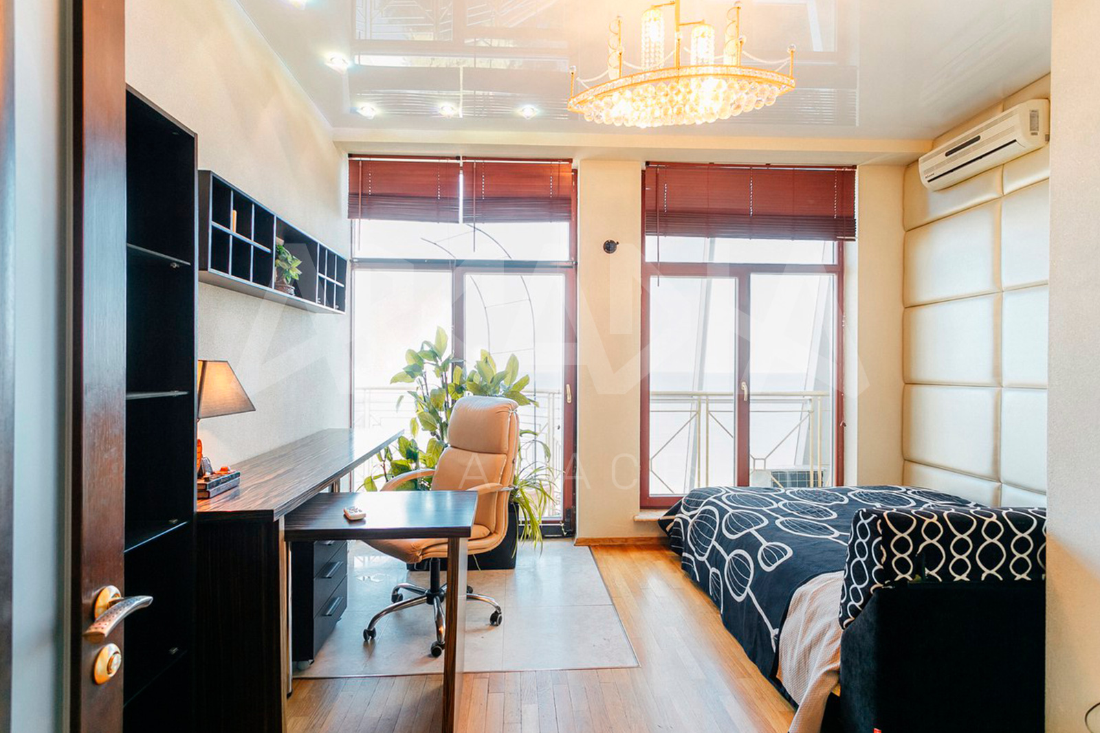 apartment nike