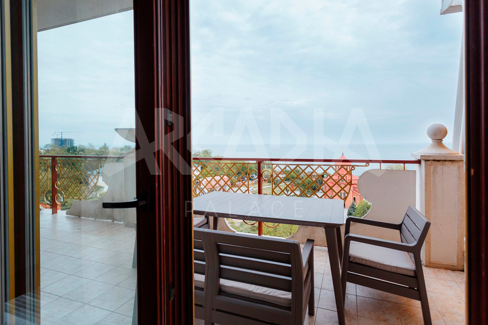 apartment oceanus