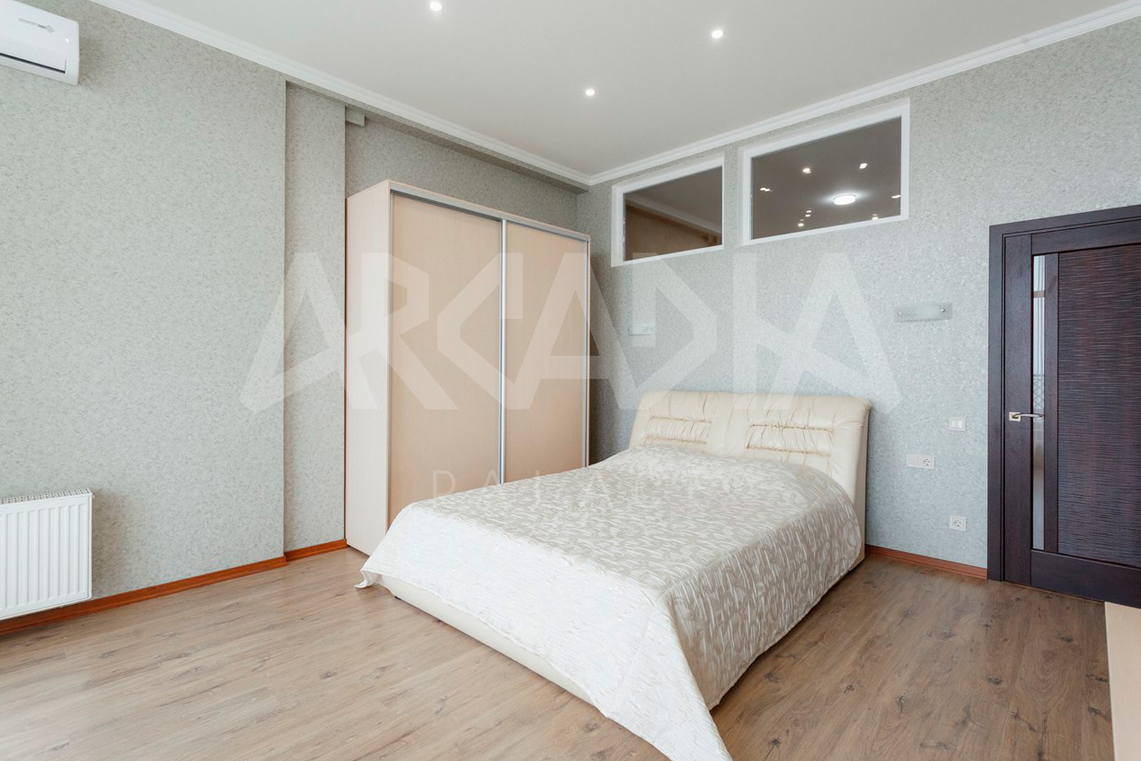 apartment oceanus