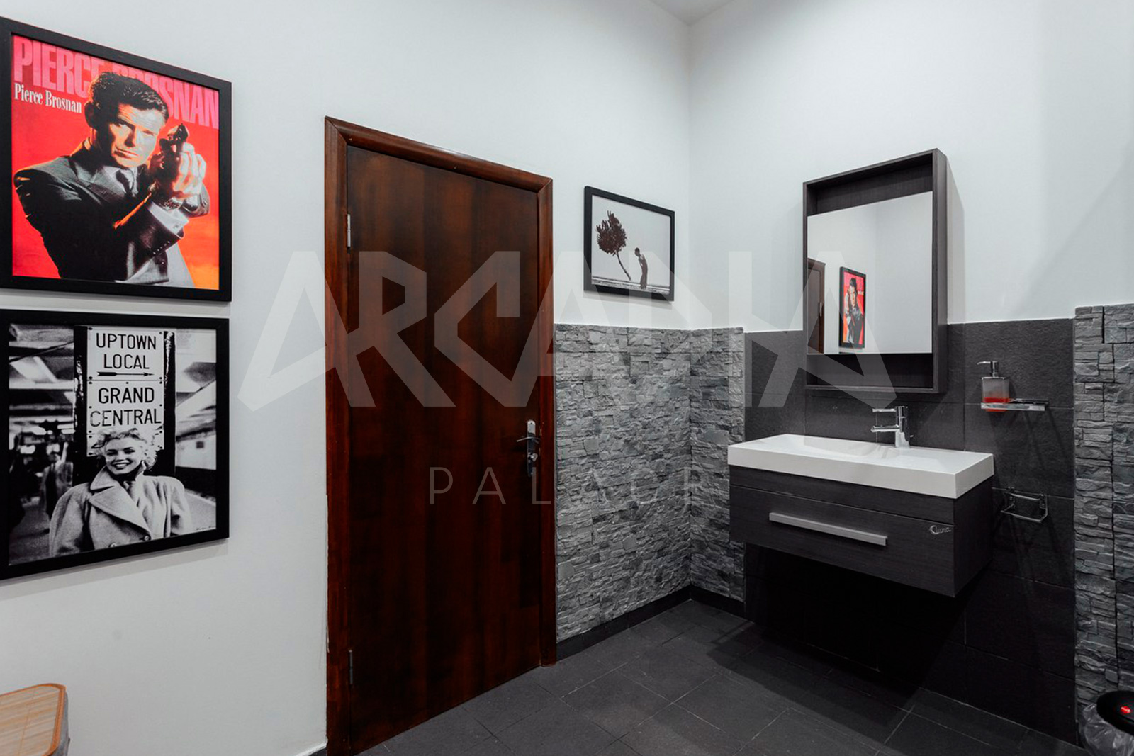 apartment cronus