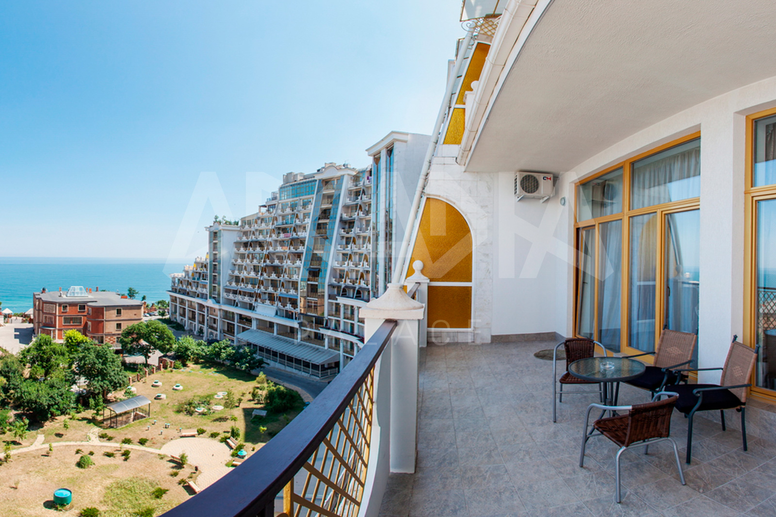 apartment poseidon