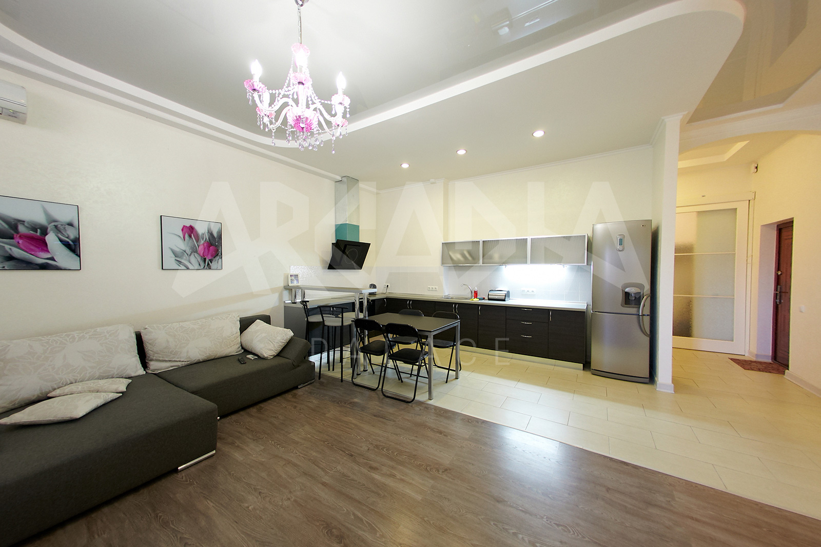 apartment dionysus